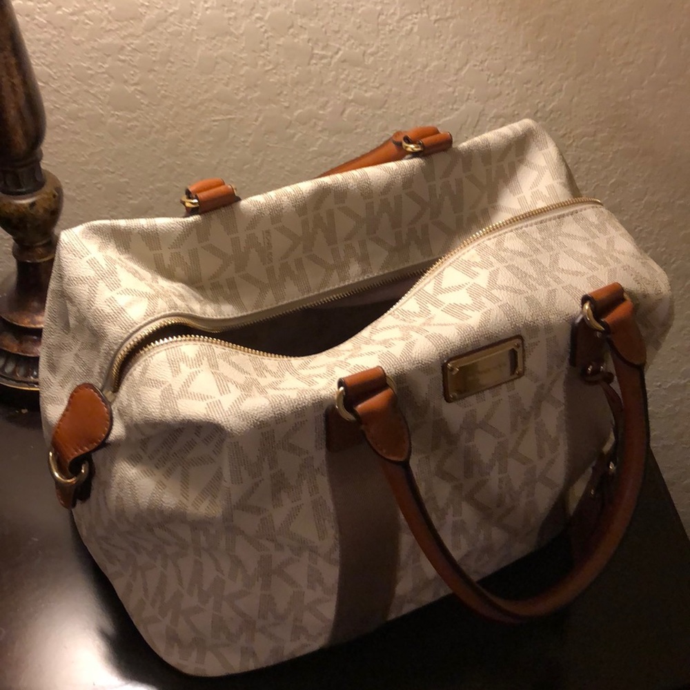 Oversized Michael Kors Handbag